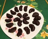 Une image de l'étape 8 de Bouchées de clémentines au chocolat.