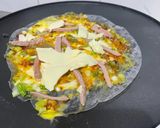 Foto langkah ke 5 dari resep Vietnamese Street Pizza - Banh Trang Nuong.