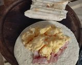 Foto del paso 3 de la receta: Paquetitos express 🫔 de panceta y huevo
