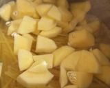 A picture of step 1 of Potato spaghetti.