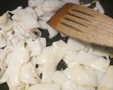 A picture of step 3 of Seppie e patate squid and potatoes.