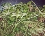 รูปขั้นตอนการทำที่ 3 ของ เต้าหู้ไข่ย่างผัดโต้เหมี่ยวหมูสับ