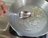 लहसुन खीर (Garlic Kheer Recipe In Hindi) रेसिपी चरण 2 फोटो