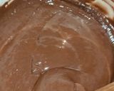 Foto langkah ke 4 dari resep Kladdkaka (Swedish Chocolate Cake).