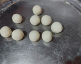A picture of step 5 of Roshogolla.