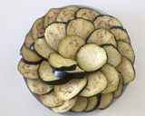 Foto del paso 2 de la receta: Berenjenas al ajillo 🍆🥰