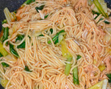 Foto langkah ke 5 dari resep Mie Kluntung Cemek Surabaya.