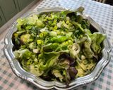 Une image de l'étape 8 de Salade Feuille de Chêne aux Oignons Nouveaux et Persil Plat.