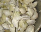 Foto del paso 1 de la receta Alcachofas de bote con jamón