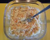 Foto del paso 6 de la receta Vasitos con ensaladilla de gambas y sopa de tomate gelificada