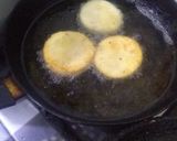 A picture of step 1 of Meethi tekiyan.