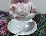 A picture of step 7 of Strawberries ice cream.
