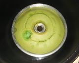 Foto langkah ke 3 dari resep Bolu pandan kukus.