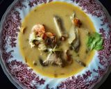 Foto del paso 5 de la receta: Tom yam kung —Sopa de langostinos con setas y leche de coco—