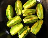 A picture of step 2 of Shahi Parwal / Pointed Gourd.