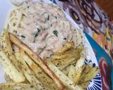 Foto del paso 6 de la receta: Fideos con salsa de atún y papas con orégano