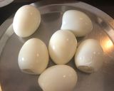 A picture of step 8 of Egg masala.