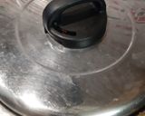 A picture of step 3 of Achaari Keema Matar (mutton).
