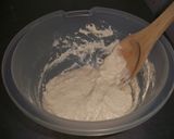 Foto del paso 1 de la receta: Baguettes caseras con poolish