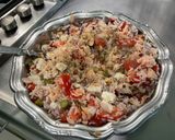 Une image de l'étape 16 de Salade de Riz aux Tomates, Thon, Feta et Romarin.