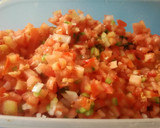 Foto del paso 2 de la receta: Salsa criolla para el choripán