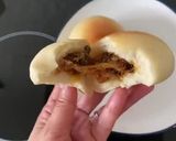 A picture of step 2 of Flossy Pork & Chili Paste Soft Buns.