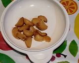 Foto del paso 1 de la receta Paté de aguacate con ajos al horno