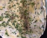 A picture of step 5 of Green Garlic Classic Omelette.