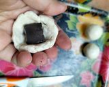 Foto langkah ke 3 dari resep Chapssal Korean Donuts.