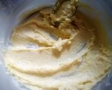 A picture of step 1 of Deep fried drop scones.