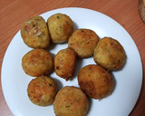 Foto del paso 5 de la receta: Croquetas redondas de arroz Niçoise y queso