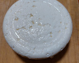 Foto del paso 3 de la receta: Queso panela marinado con hierbas a la mexicana