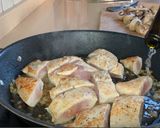 Foto del paso 6 de la receta: Pavo en pepitoria con champiñones