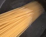 Foto del paso 1 de la receta: Espagueti con salsa de jitomate y crema 🍝