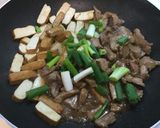 豆乾炒肉片的食譜步驟5照片
