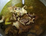 Foto langkah ke 8 dari resep Soto Ranjau.