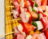 Foto del paso 3 de la receta: Brochetas de cerdo