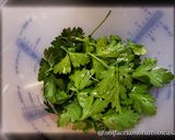 Foto del passaggio 4 della ricetta Tortelli di Trota con Pesto liquido di Menta, Prezzemolo e Limone