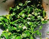A picture of step 5 of Lentil DalSpinach.