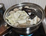 Foto langkah ke 4 dari resep Sup Bakso Tahu Kemerdekaan.