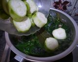 Foto langkah ke 2 dari resep Bening Bayam Oyong.