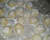 Foto del paso 4 de la receta: Sorrentinos con salsa