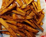Rántott csirkecomb édesburgonyával, salátával recept fázis 1 fotója