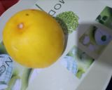 A picture of step 1 of Golden melon smoothie.