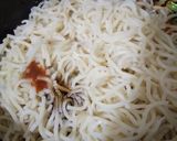 A picture of step 2 of Veg.schezwan noodles.