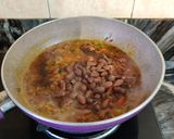 A picture of step 9 of Rajma palak curry.