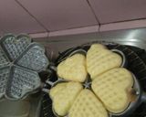 Foto langkah ke 6 dari resep Belgian Waffle Sederhana.