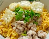 Hình bước làm 2 của món Mì trộn bóng bì thịt băm