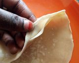 A picture of step 8 of Pastry spring rolls.