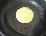 Foto langkah ke 3 dari resep Souffle Pancake.